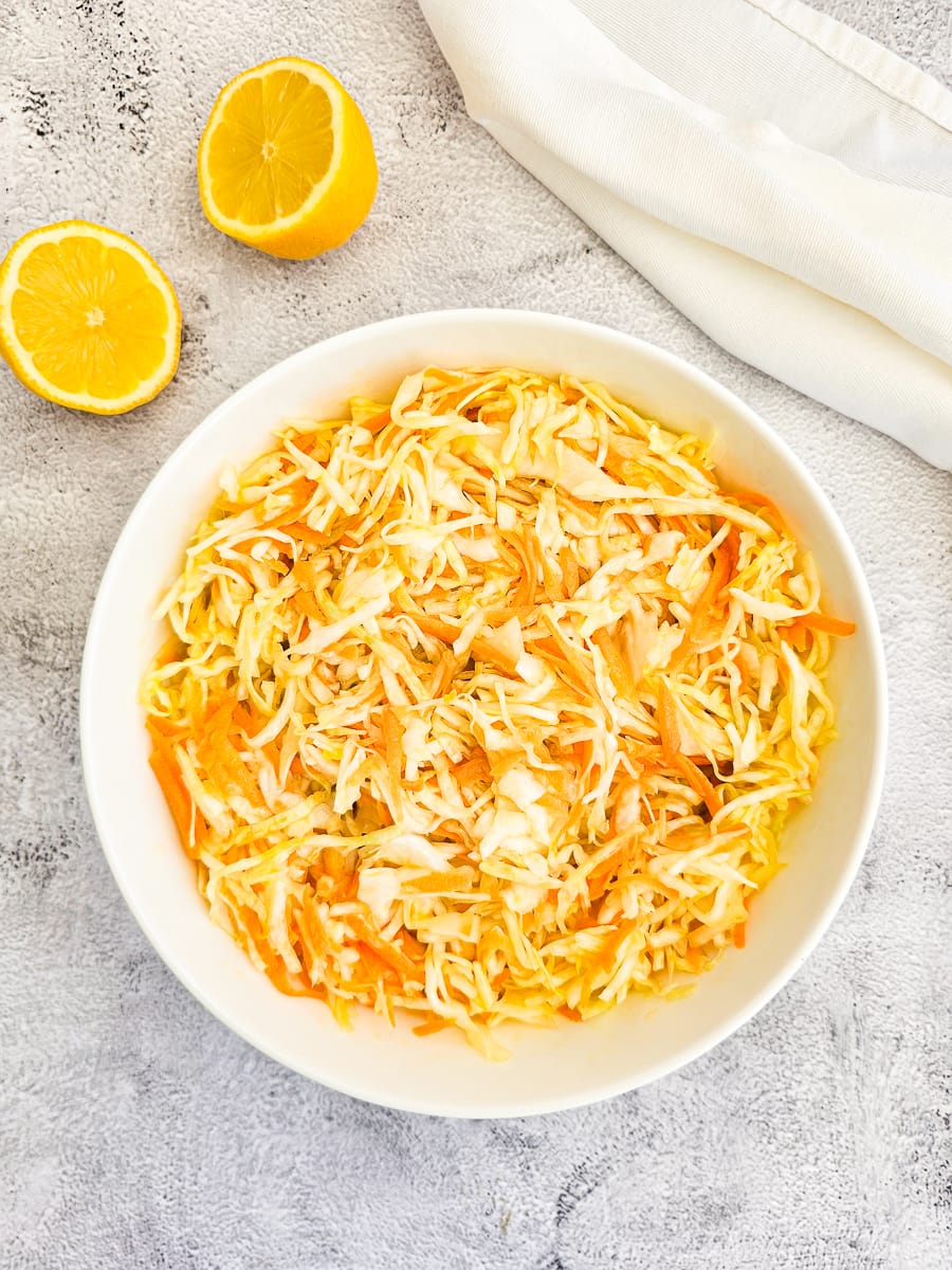 Lahanosalata Unveiled: The Healthy, Versatile Greek Cabbage Side